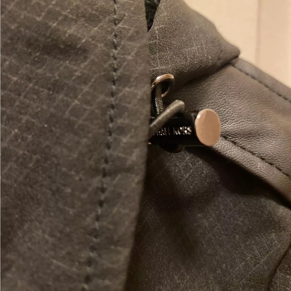 Michael Kors Belted Winter Coat w/ Faux Leather Trim Sz XS EUC!! - Picture 4 of 15